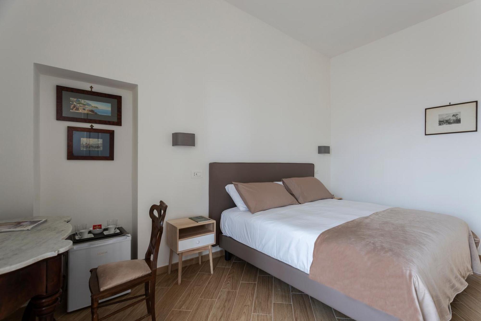 Residenza 33 Hotel Naples Exterior photo