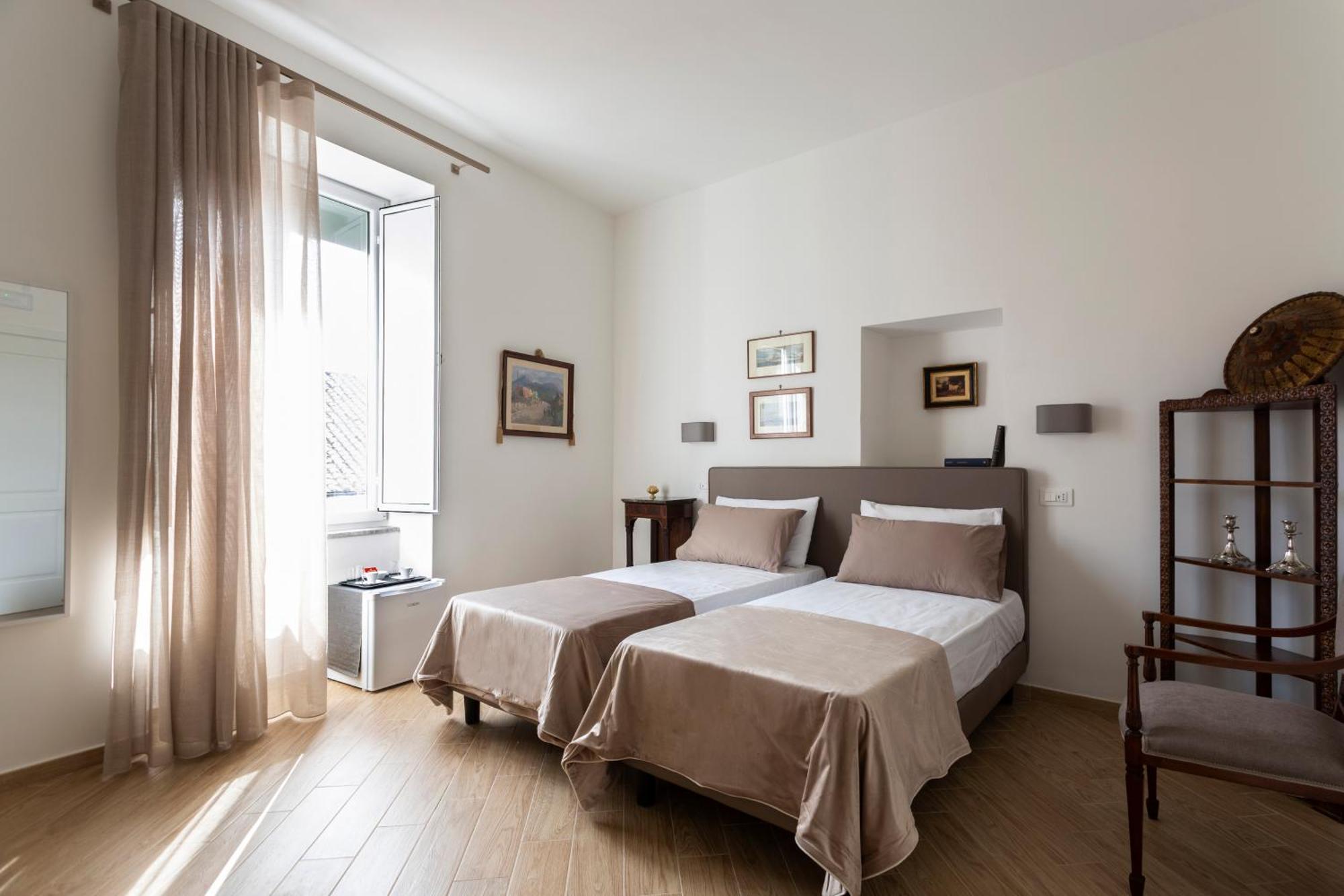 Residenza 33 Hotel Naples Exterior photo